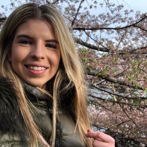 Meet your Posher, Alina